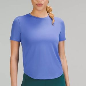 lululemon short sleeve shirt
